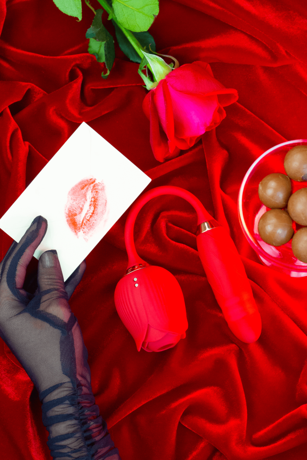 FLORA sucking vibrator
