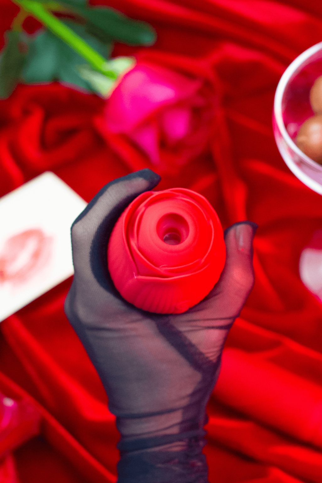 FLORA sucking vibrator
